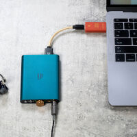 iFi Audio iDefender+. Reduktor szumów ze złącza USB (USB-C na USB-A). - 2