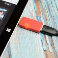 iFi Audio iDefender+. Reduktor szumów ze złącza USB (USB-C na USB-A). - 4