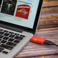iFi Audio iDefender+. Reduktor szumów ze złącza USB (USB-C na USB-A). - 5