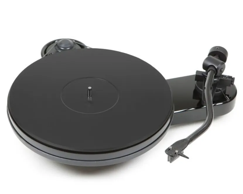 Pro-Ject RPM 3 Carbon (czarny). Gramofon manualny.