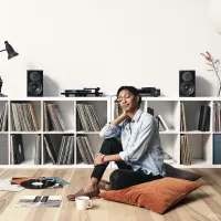 Dynaudio Emit 20 (orzech). Kolumny podstawkowe. - 8