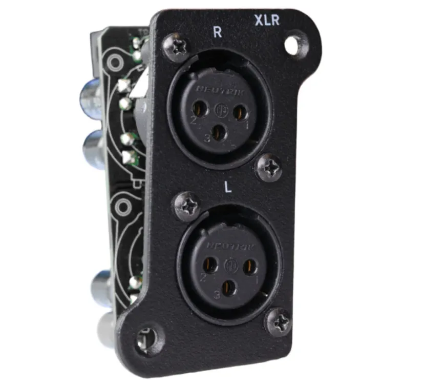 Fezz Audio. Karta rozszerzenia XLR.