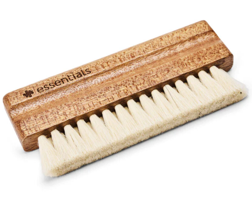 Essentials Brush 3. Szczoteczka do czyszczenie płyt winylowych.