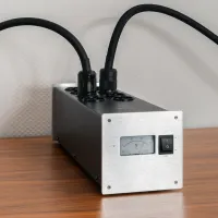 Taga Harmony PF-1000DC (srebrny). Listwa zasilająca. - 6