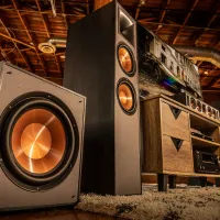 Klipsch R-120SW. Subwoofer aktywny. - 6