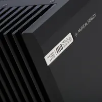 Musical Fidelity M8s 500S (srebrny). Końcówka mocy stereo. - 5
