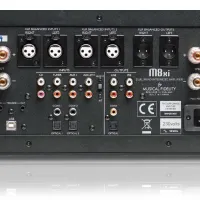 Musical Fidelity M8xi (srebrny). Zintegrowany wzmacniacz stereo. - 2