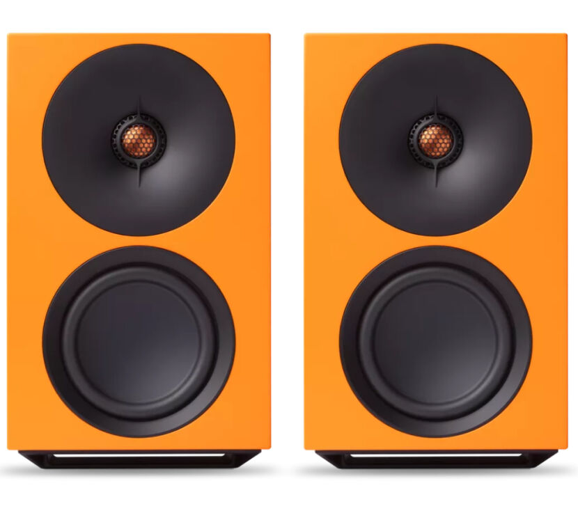 Cambridge Audio L/R S (pomarańczowy). Aktywne kolumny podstawkowe.
