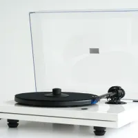 Music Hall MMF-5.3 WH (biały). Gramofon manualny. - 3
