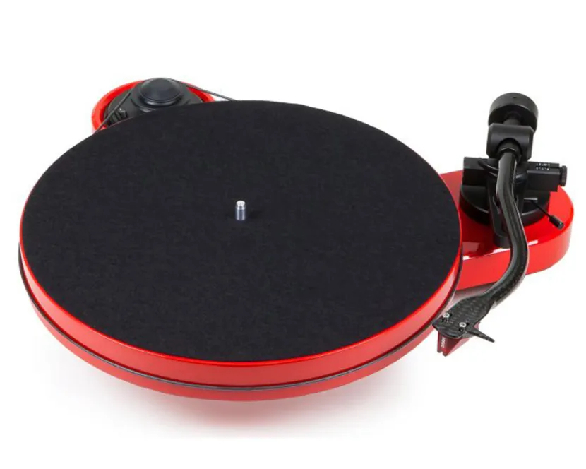 Pro-Ject RPM 1 Carbon (czerwony). Gramofon manualny.