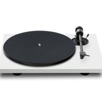 Pro-Ject E1.2 (biały). Gramofon manualny. - 2