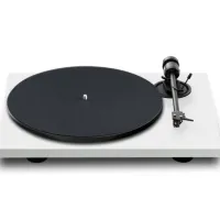 Pro-Ject E1.2 (biały). Gramofon manualny. - 2
