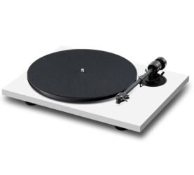 Pro-Ject E1.2 (biały). Gramofon manualny.