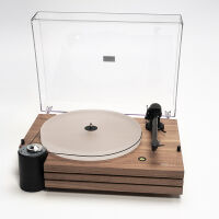 Music Hall MMF-9.3 (orzech). Gramofon manualny. - 3