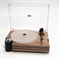 Music Hall MMF-9.3 (orzech). Gramofon manualny. - 3