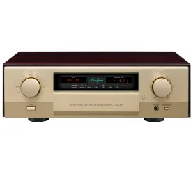Accuphase C-2900. Przedwzmacniacz stereo high-end.