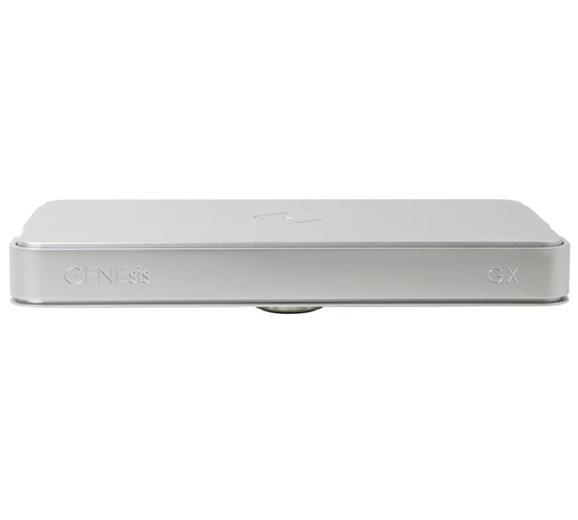 Silent Angel Genesis GX (srebrny). Dedykowany zegar taktujący.