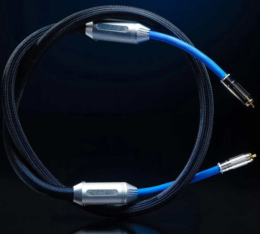Siltech Classic Legend 680i. Interkonekt audio RCA (2x1.0m).