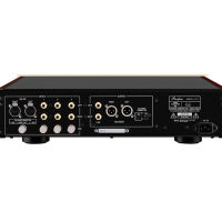 Accuphase C-57. Przedwzmacniacz gramofonowy klasy hi-end. - 2