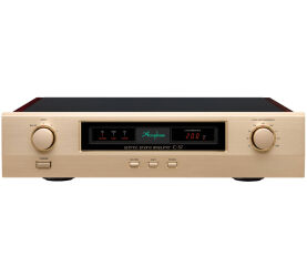 Accuphase C-57. Przedwzmacniacz gramofonowy klasy hi-end.