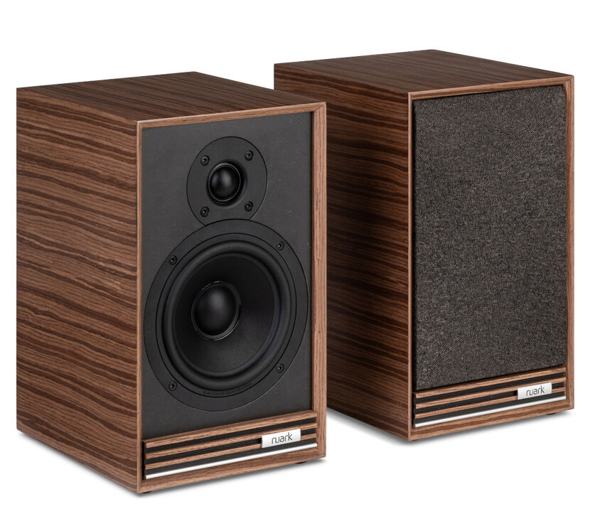 Ruark Audio Sabre-R (orzech). Kolumny podstawkowe.