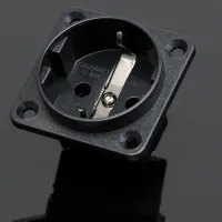 GigaWatt G-040 Schuko. Gniazdo montażowe. - 2