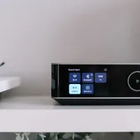 WiiM Amp Ultra (srebrny). Sieciowy wzmacniacz stereo. - 7