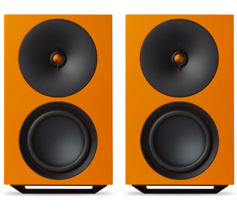 Cambridge Audio L/R X (pomarańczowy). Aktywne kolumny podstawkowe.