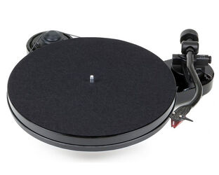 Pro-Ject RPM 1 Carbon (czarny). Gramofon manualny.