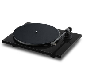 Pro-Ject E1.2 (czarny). Gramofon manualny.
