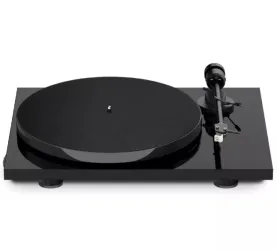 Pro-Ject E1 (czarny). Gramofon manualny.