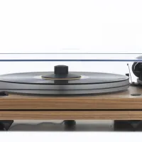 Music Hall MMF-7.3 (orzech). Gramofon manualny. - 5