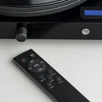 Pro-Ject Juke Box E (biały). Gramofon typu 