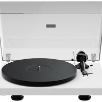 Pro-Ject Debut EVO 2 (biały). Gramofon manualny. - 2