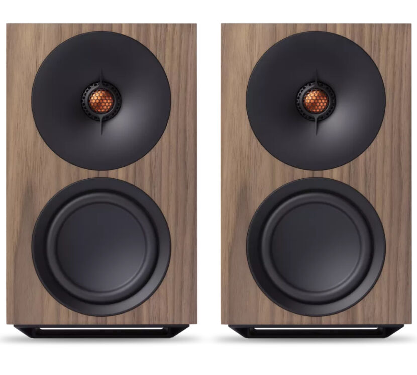 Cambridge Audio L/R M (orzech). Aktywne kolumny podstawkowe.