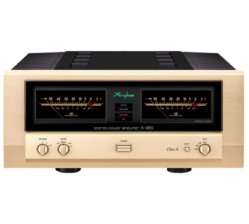 Accuphase A-48 S. Końcówka mocy stereo klasy high-end.