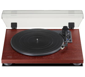Teac TN-180BT-A3 (wiśnia). Gramofon manualny.