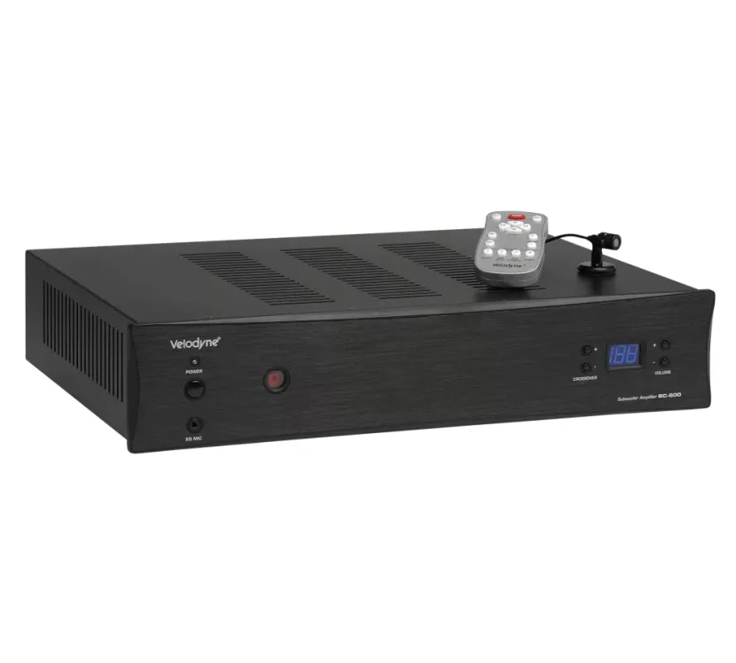 Velodyne SC-600 D. Dedykowana końcówka mocy dla subwooferów instalacyjnych.