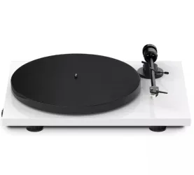 Pro-Ject E1 Phono (biały). Gramofon manualny.