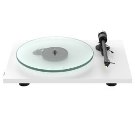Pro-Ject T2 Super Phono (biały). Gramofon manualny.
