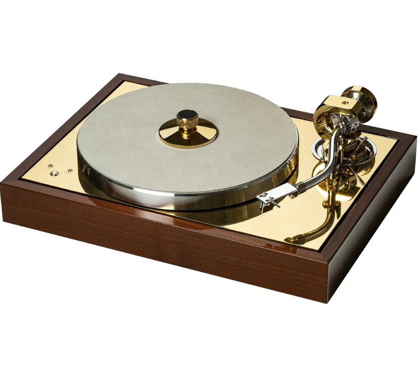 Pro-Ject The Classic Reference (akacja / mosiądz). Gramofon manualny.