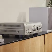 Denon PMA-1700NE (srebrny). Zintegrowany wzmacniacz stereo. - 8